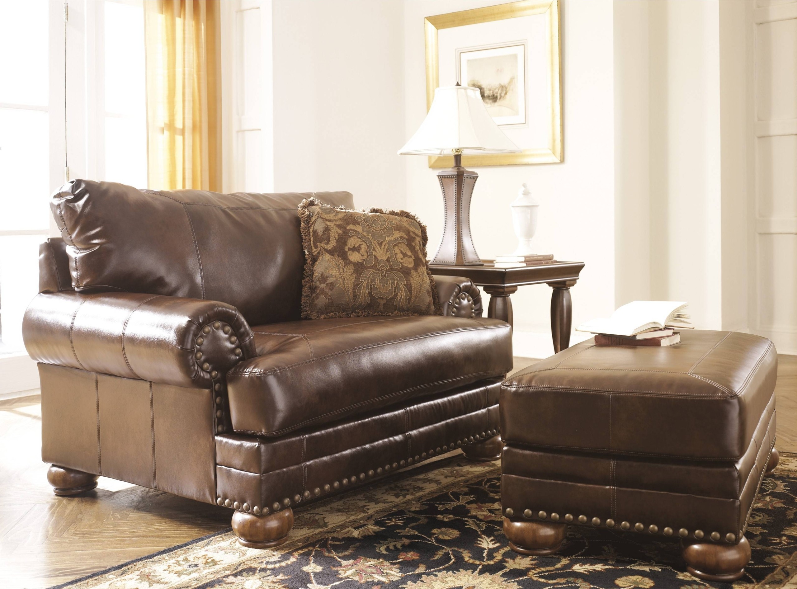 Traditional antique durablend chair and a half 3