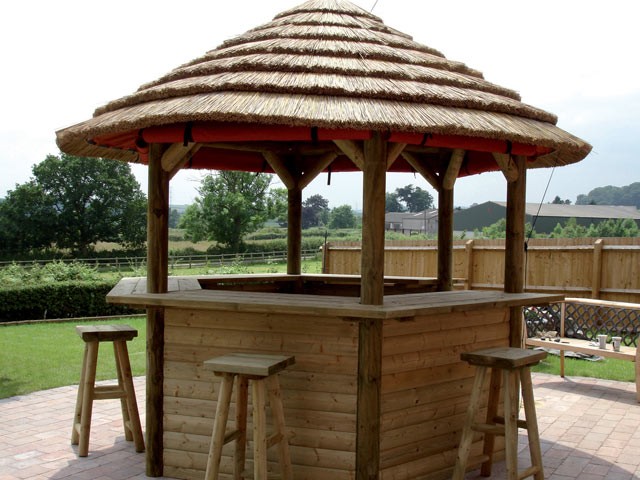Commercial outdoor bar designs
