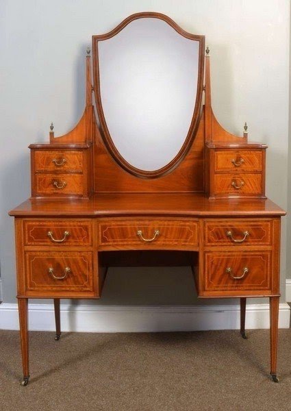 Mahogany vanity table 1