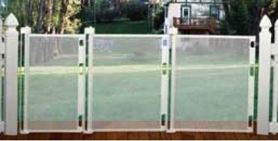 Retract a gate users guide for pet and child safety