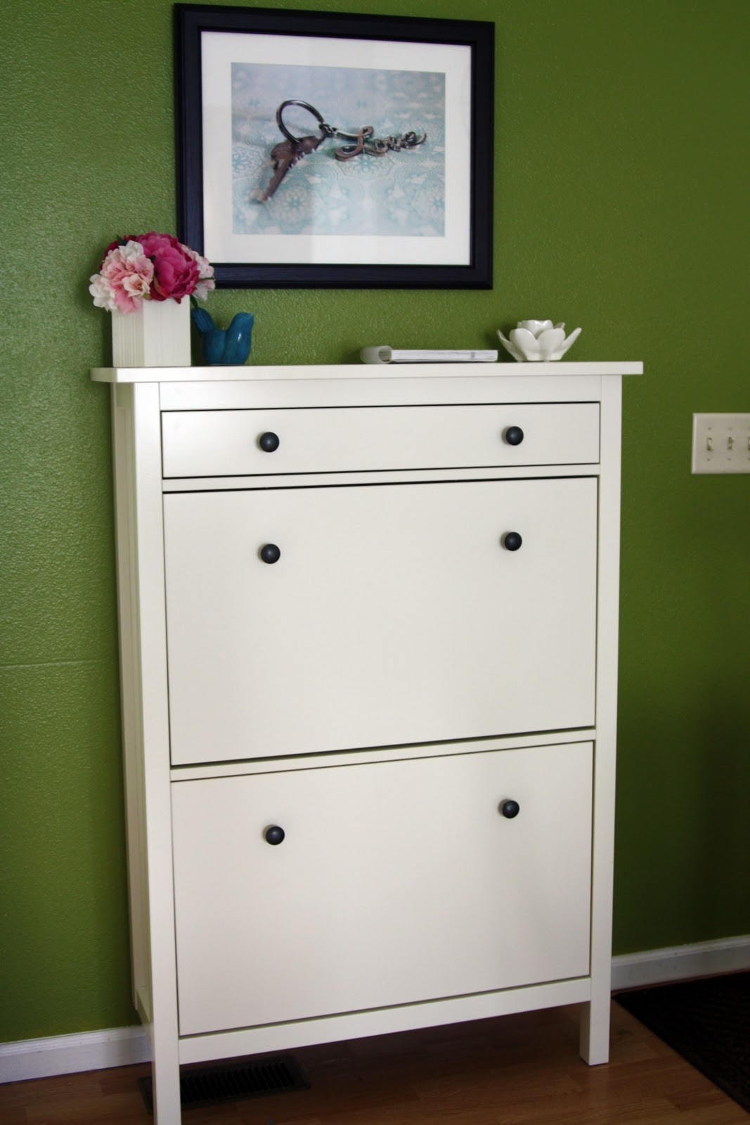 Shoe rack unit