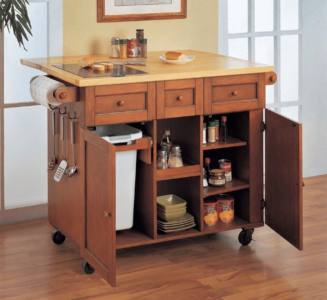 Kitchen trash can storage