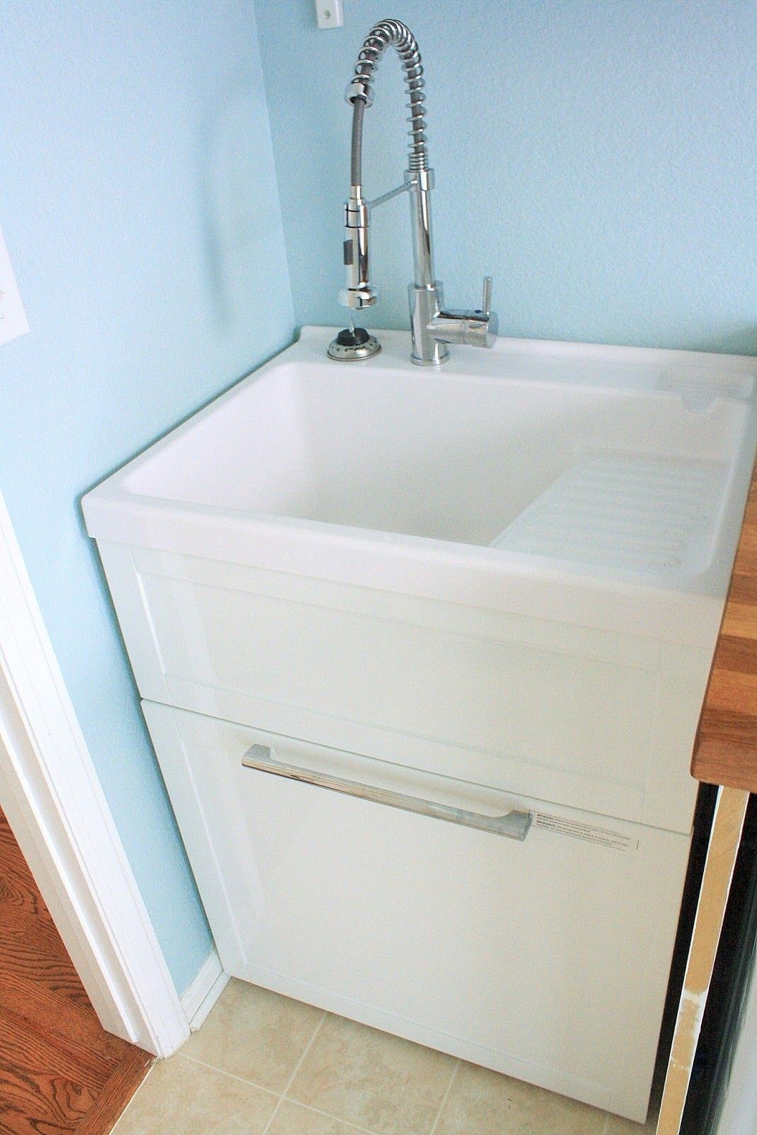 Ceramic laundry sink 2