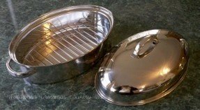 Lindys stainless steel roaster with rack lid 3 quarts