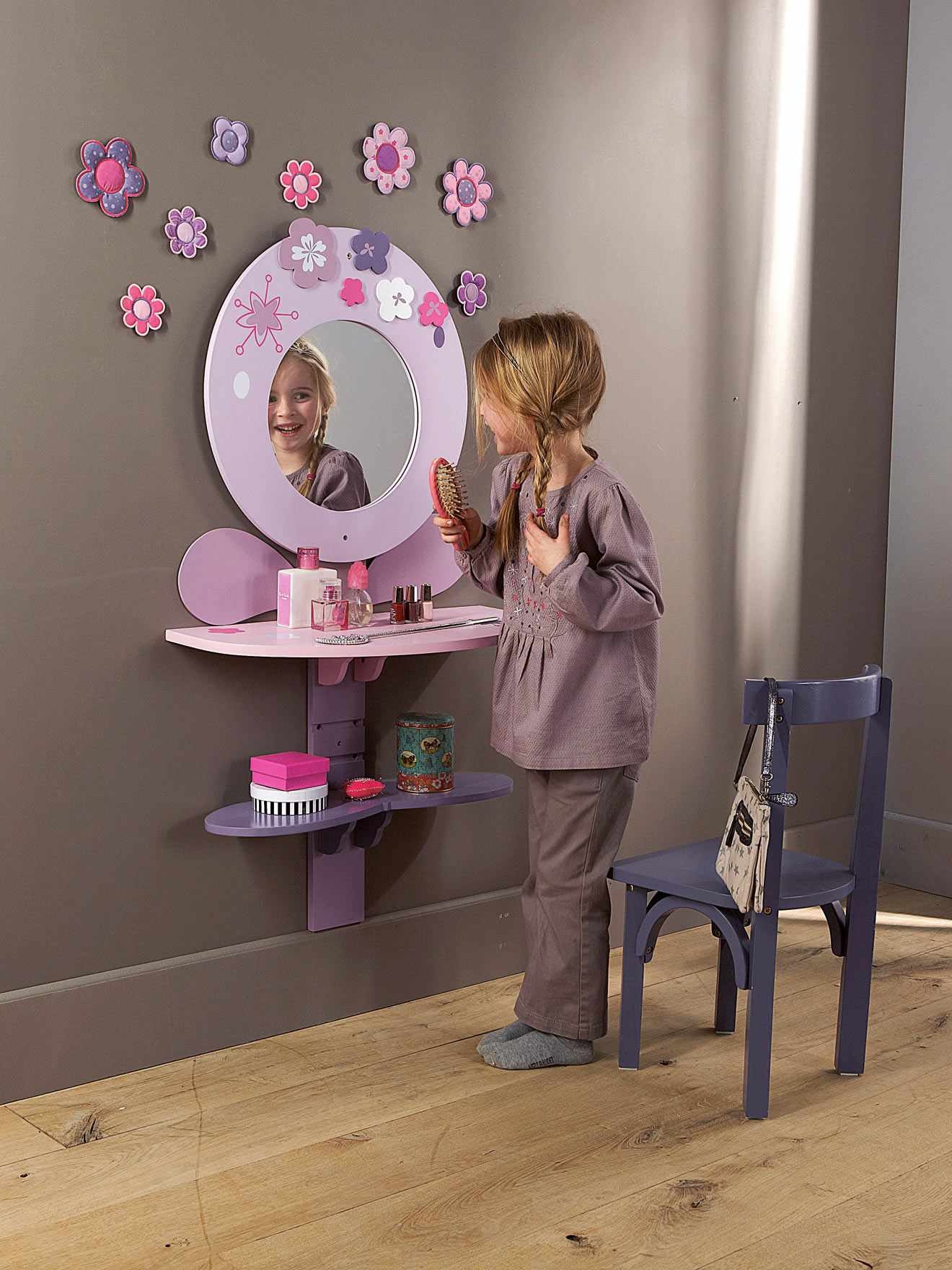 Mirror for kids room 4