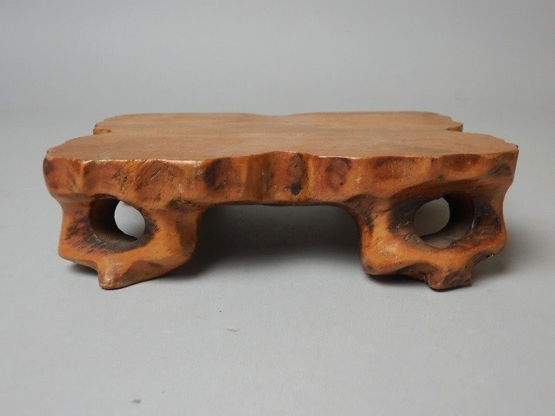 Vintage small kadai wood ikebana flower stand natural wood low