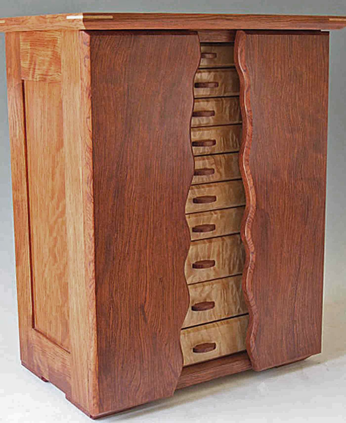 Armoire jewelry box