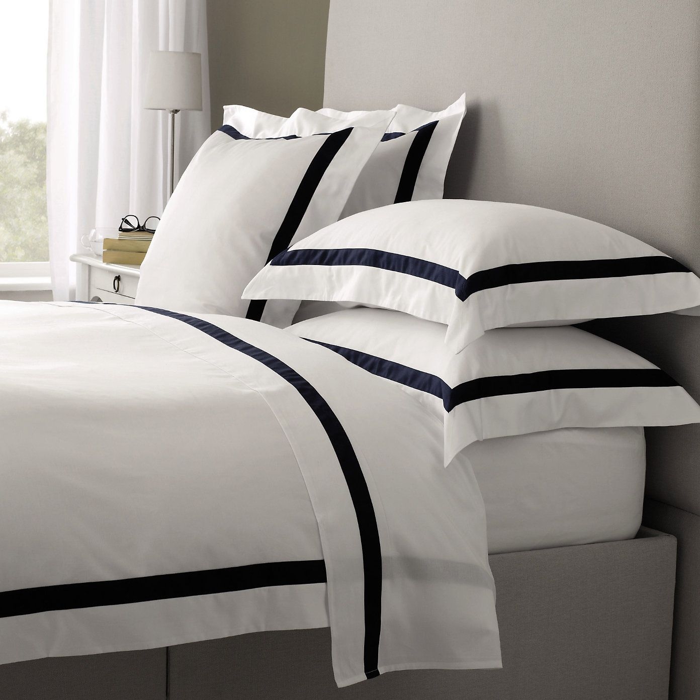 Black and white stripe bedding 27