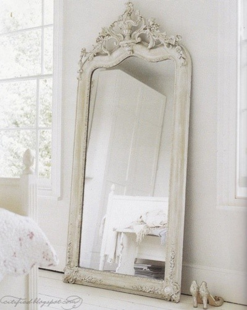 Vintage style floor mirror 1