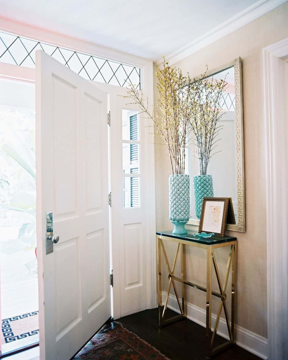 Foyers entryways