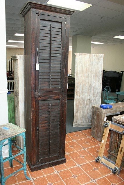 Narrow cabinets with doors 1