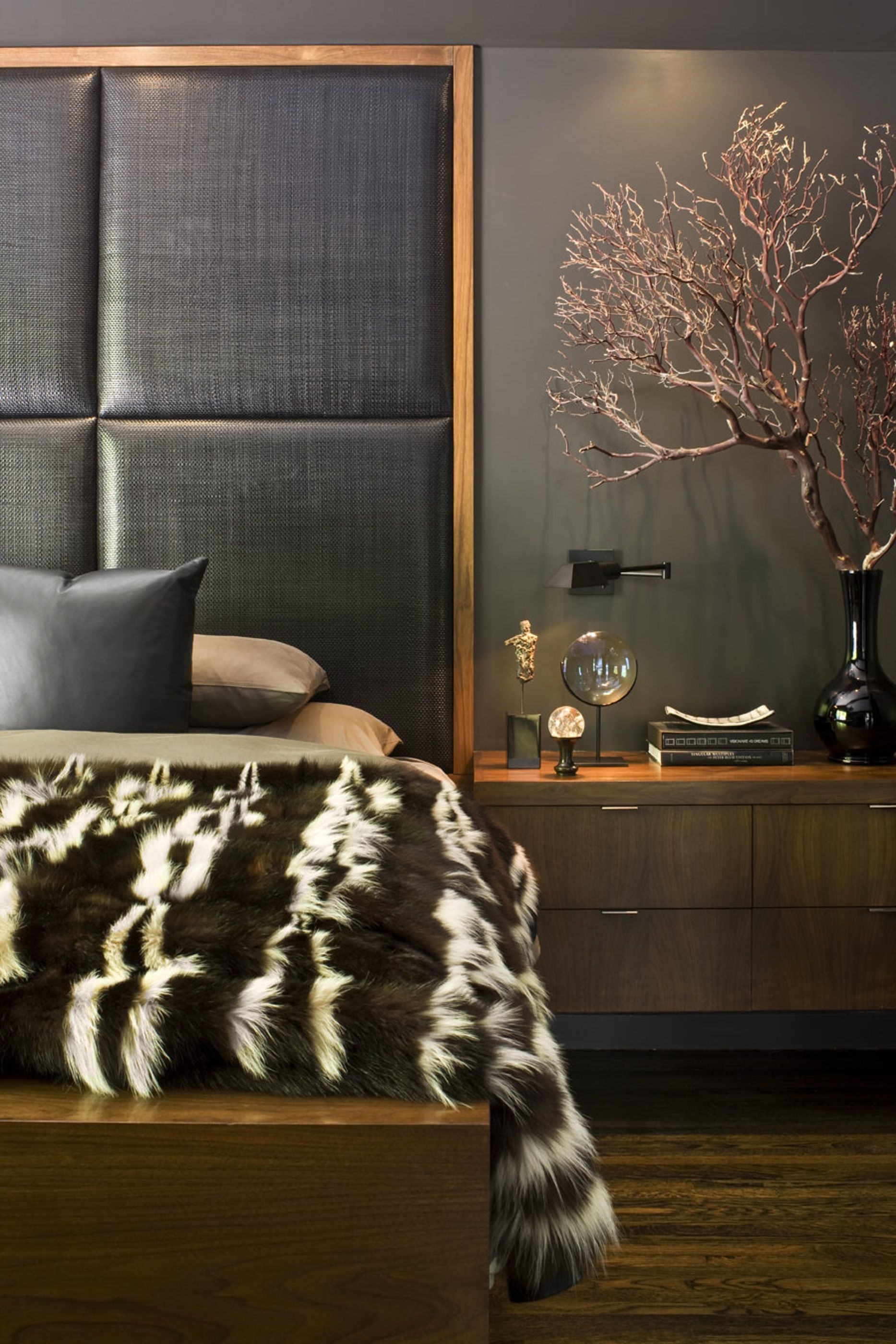 Wall mount headboard 15