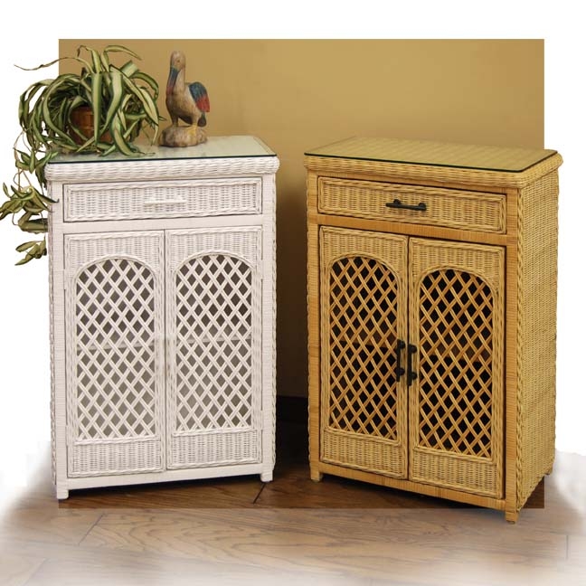 Wicker linen cabinet 1