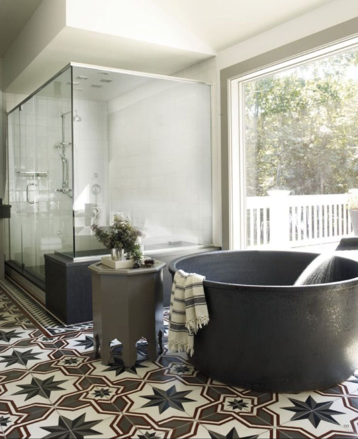 Black bathtub 13