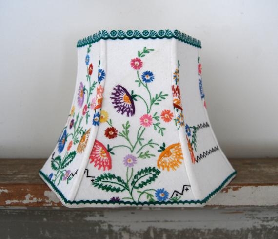 Downbridge lamp shade