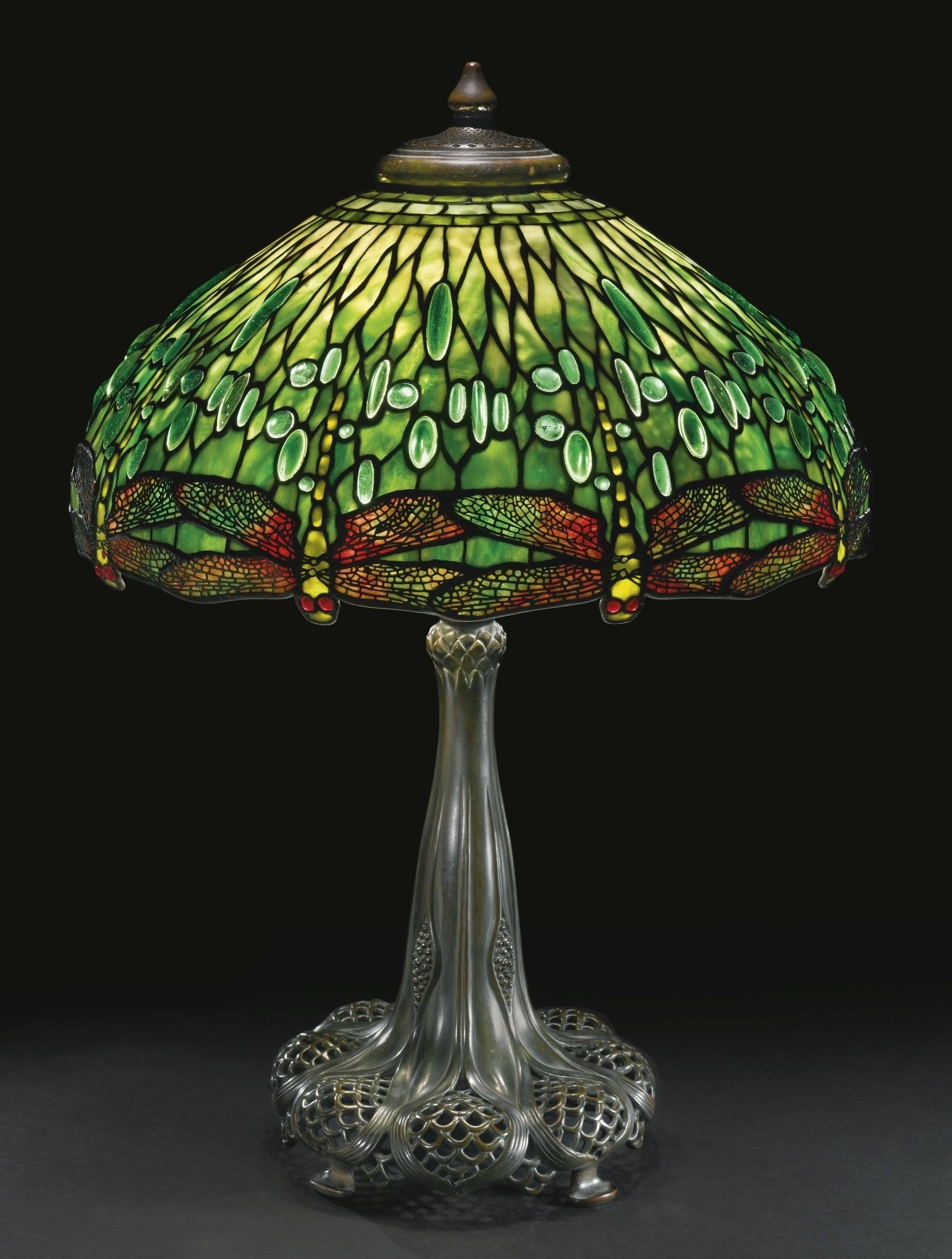 Dragonfly tiffany lamp 2