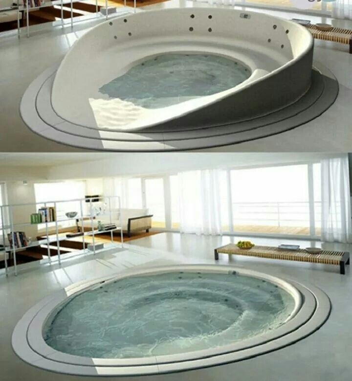 Extra large bathtub
