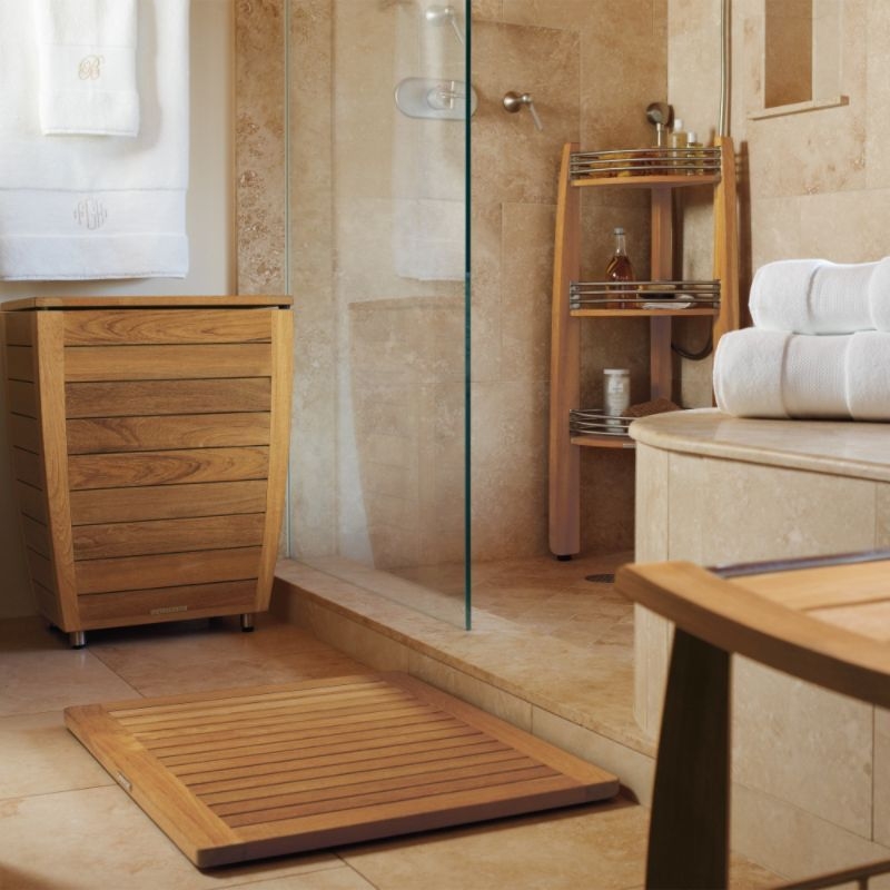 Free standing shower shelf