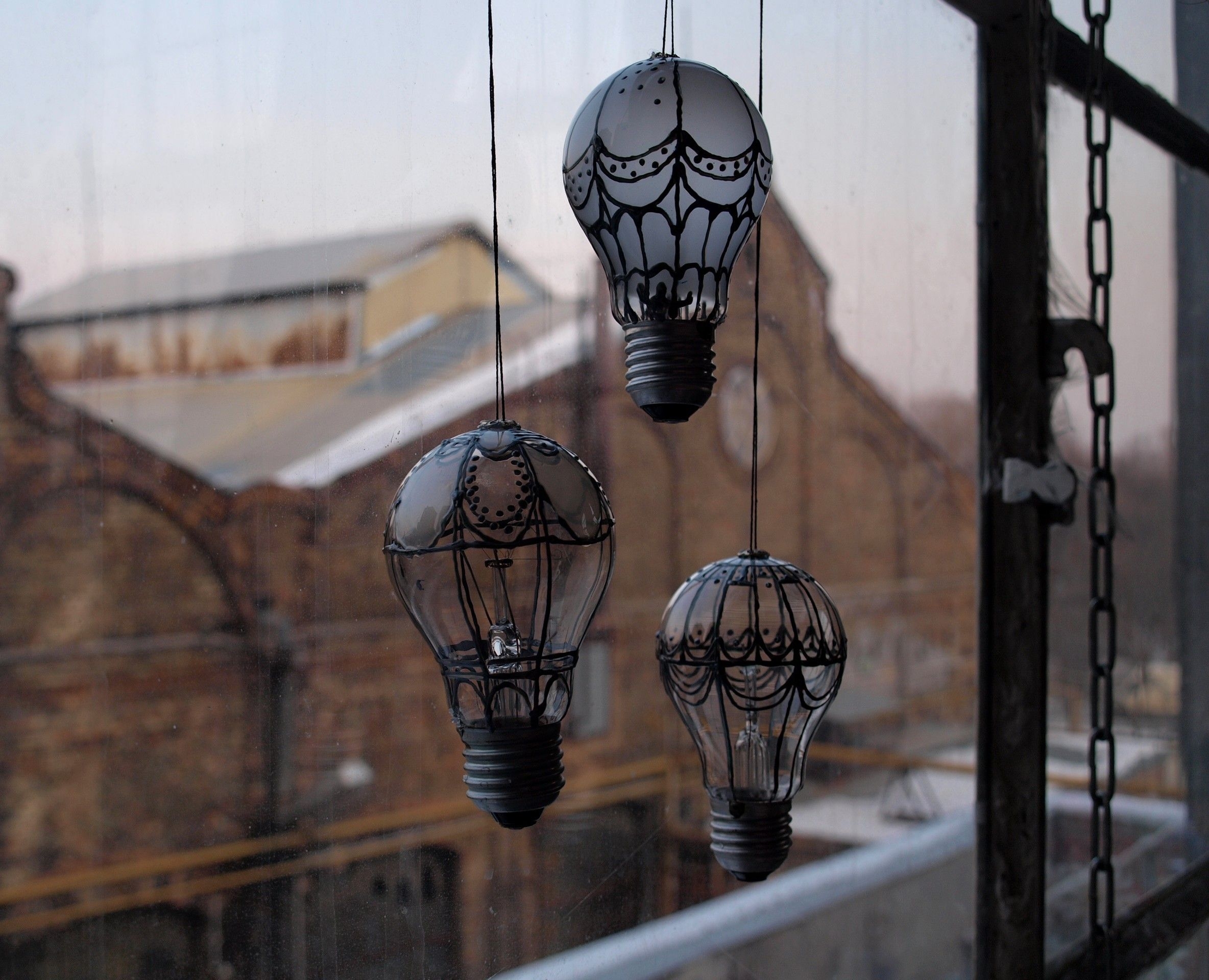 Hot air balloon light bulb