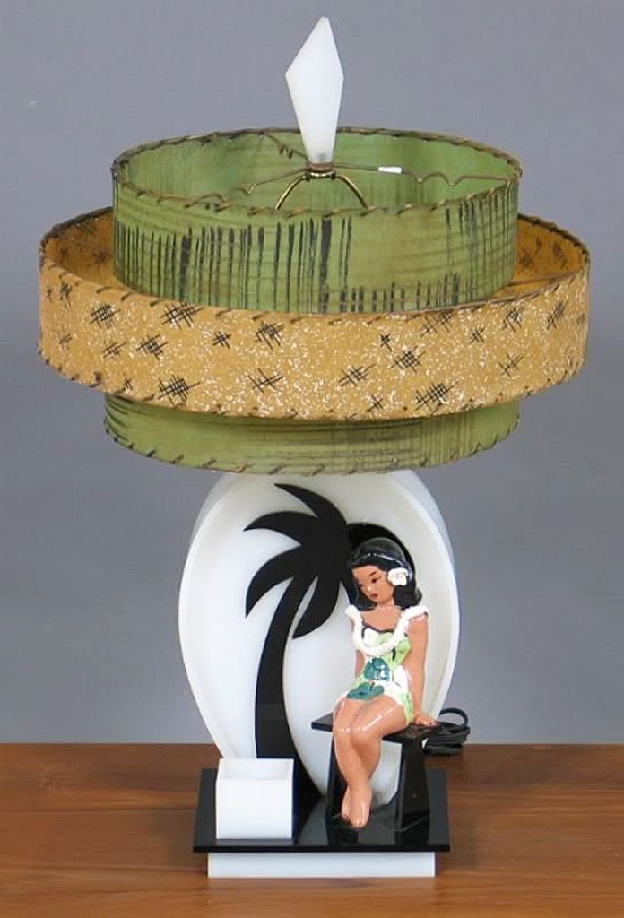 Hula dancer lamp