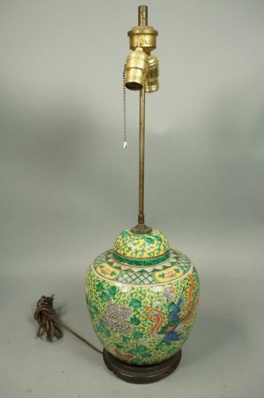 White ginger jar lamp