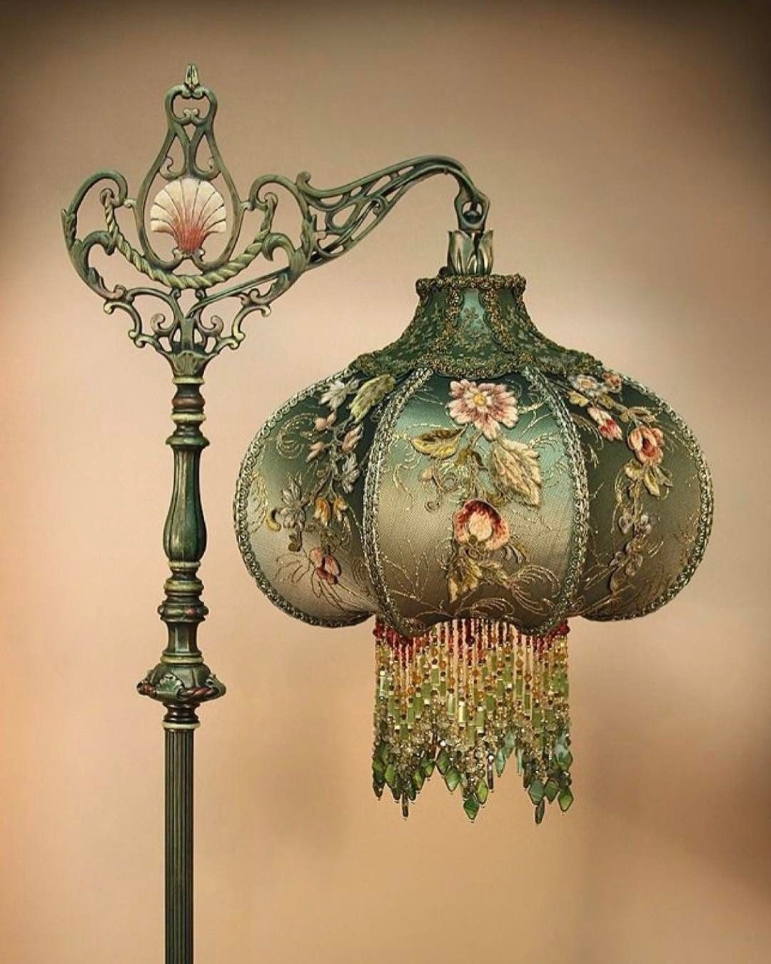 Flower floor lamp 3