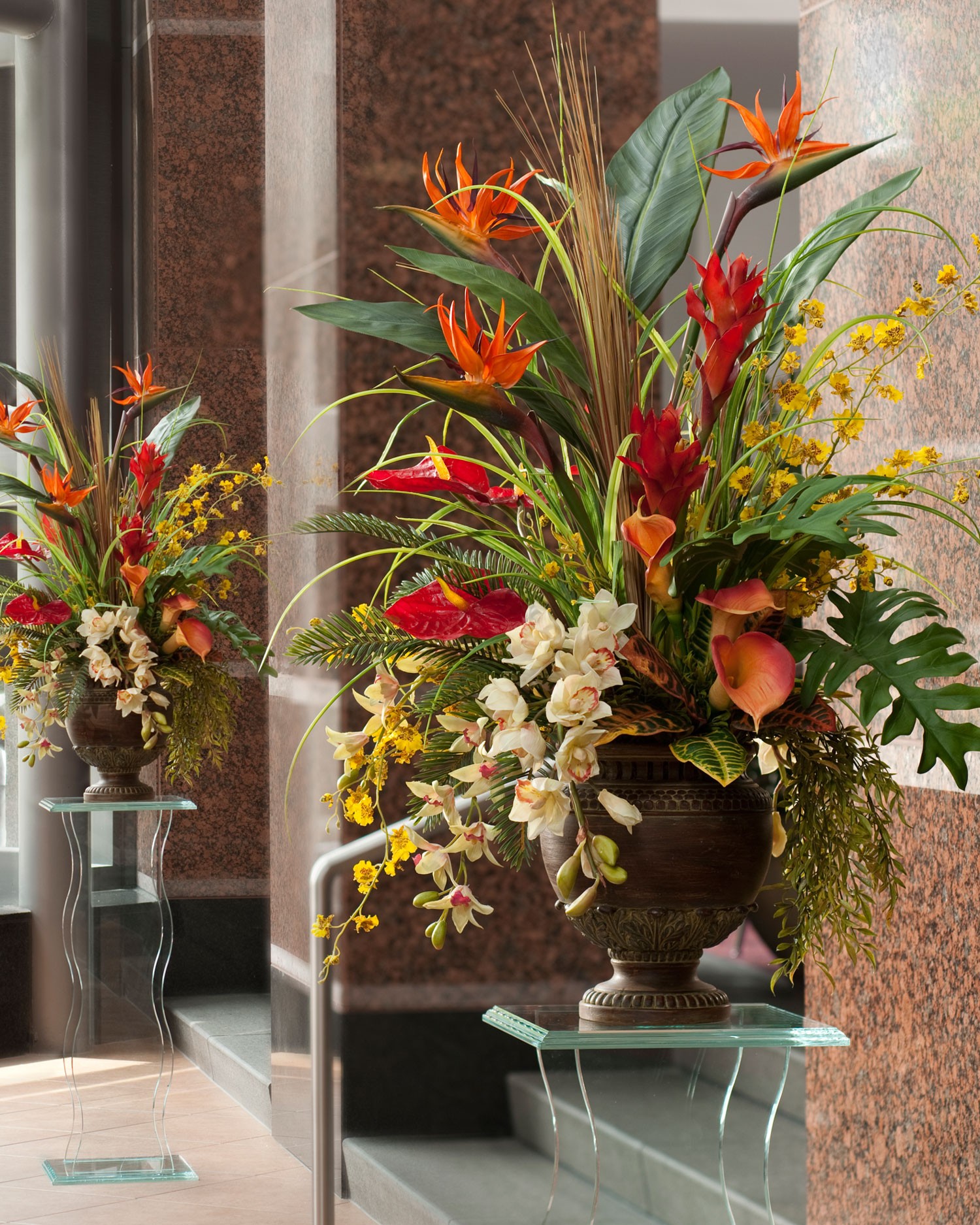 Large vase flower arrangement ideas