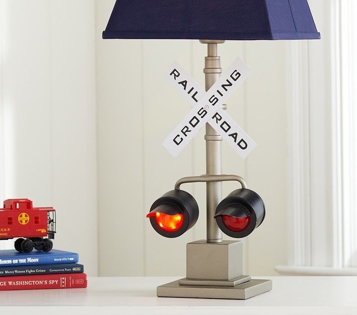 Train lamp 10