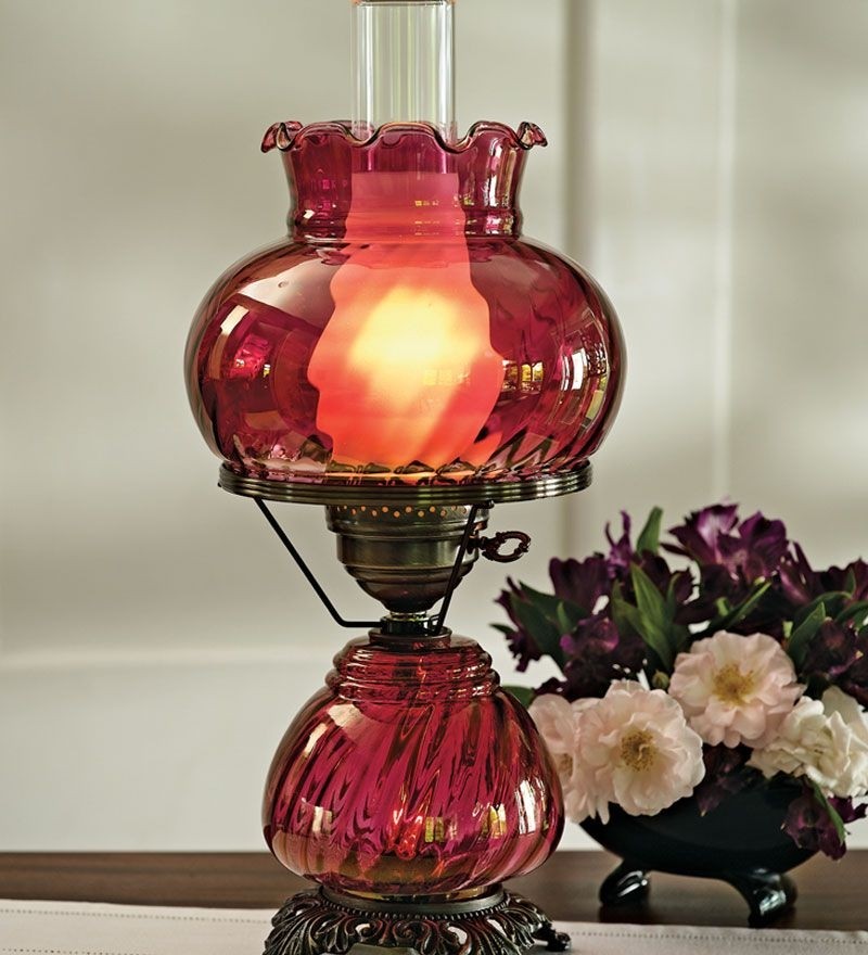 Swirl hurricane lamp