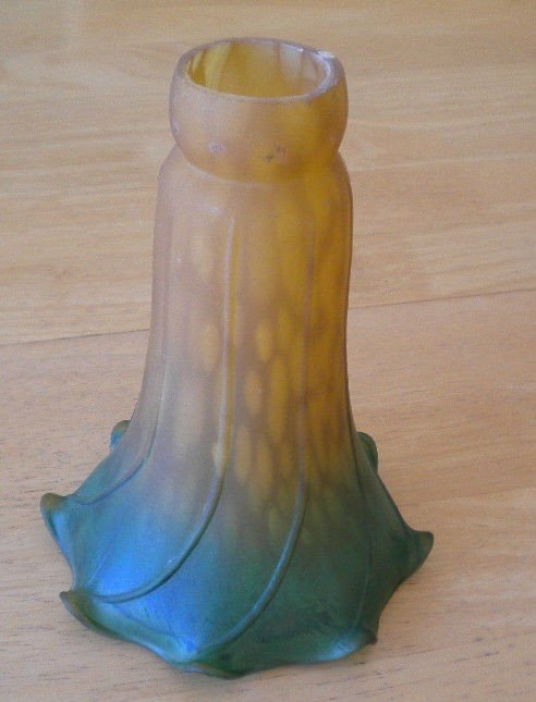 A Vintage Tulip Lamp Shade Gold Or Orange And Green Art Glass Art Nouveau