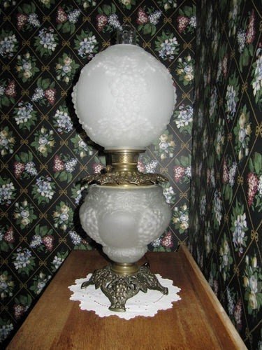 Antique gone with the wind lamp grapes design satin glass