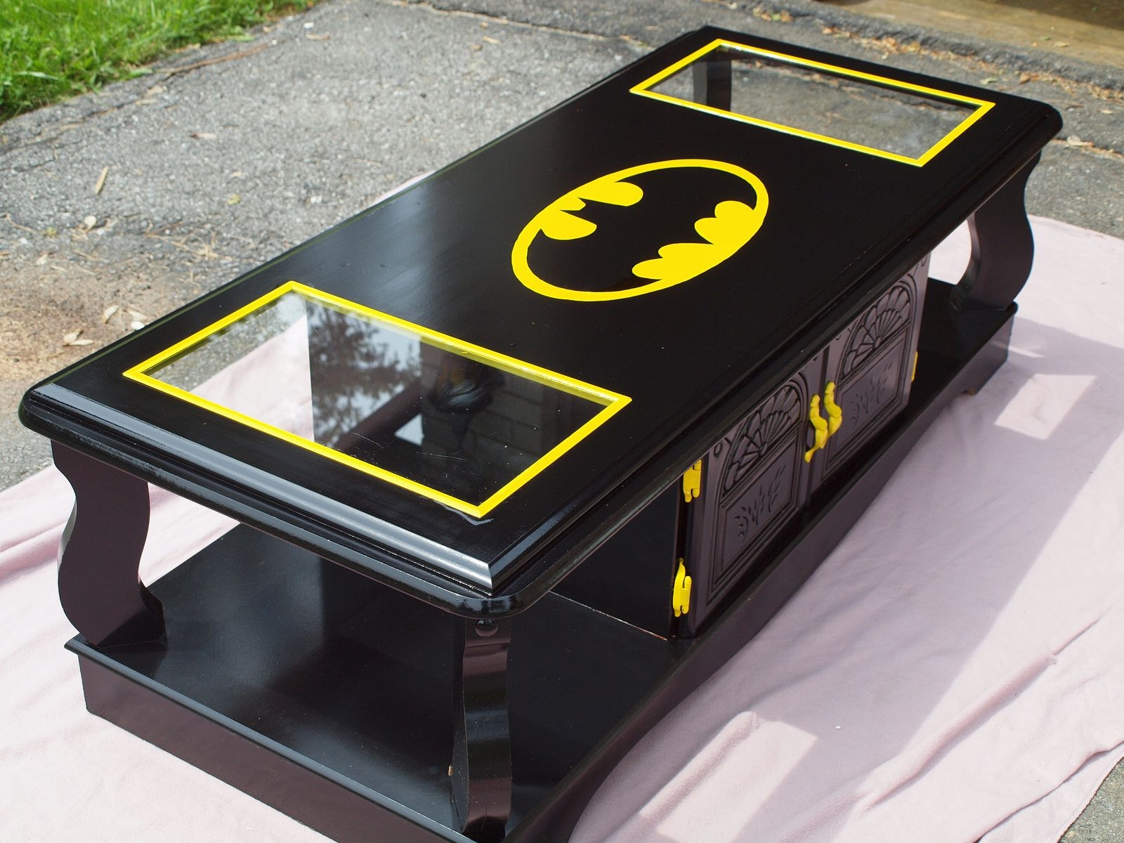 Gaming room furniture 3