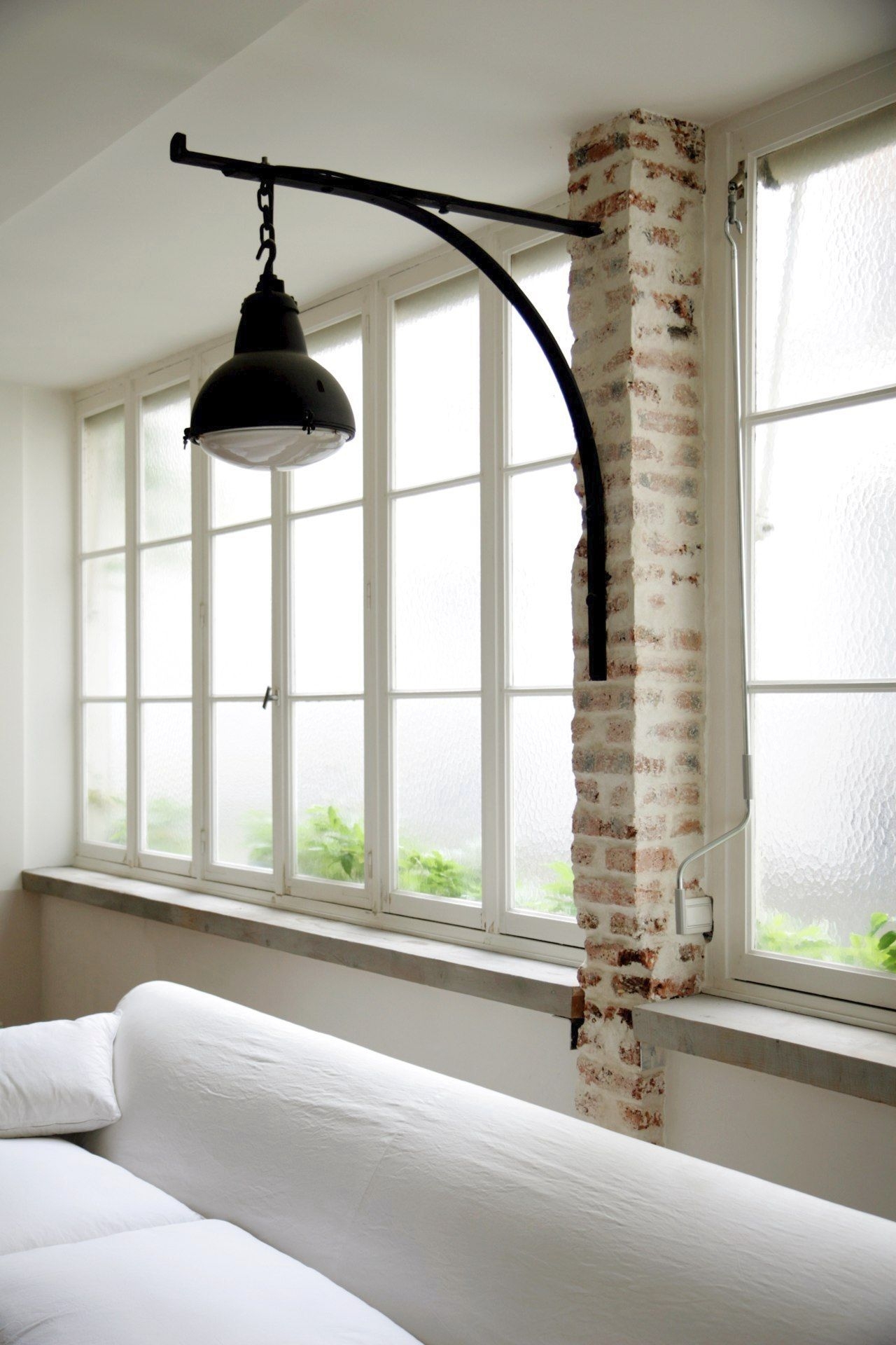 Indoor street lamp