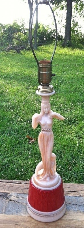 Aladdin electric lamp lady with cat