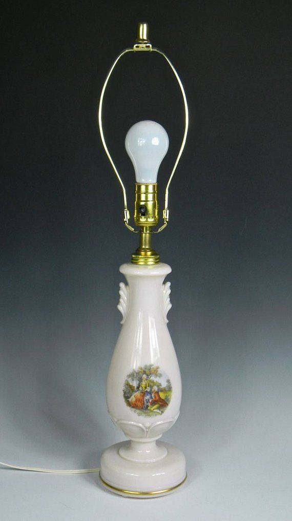 Beautiful aladdin alacite glass electric table lamp with colonial scene