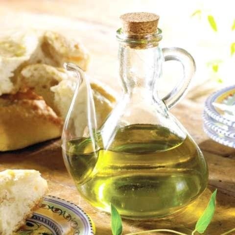 Olive oil cruets