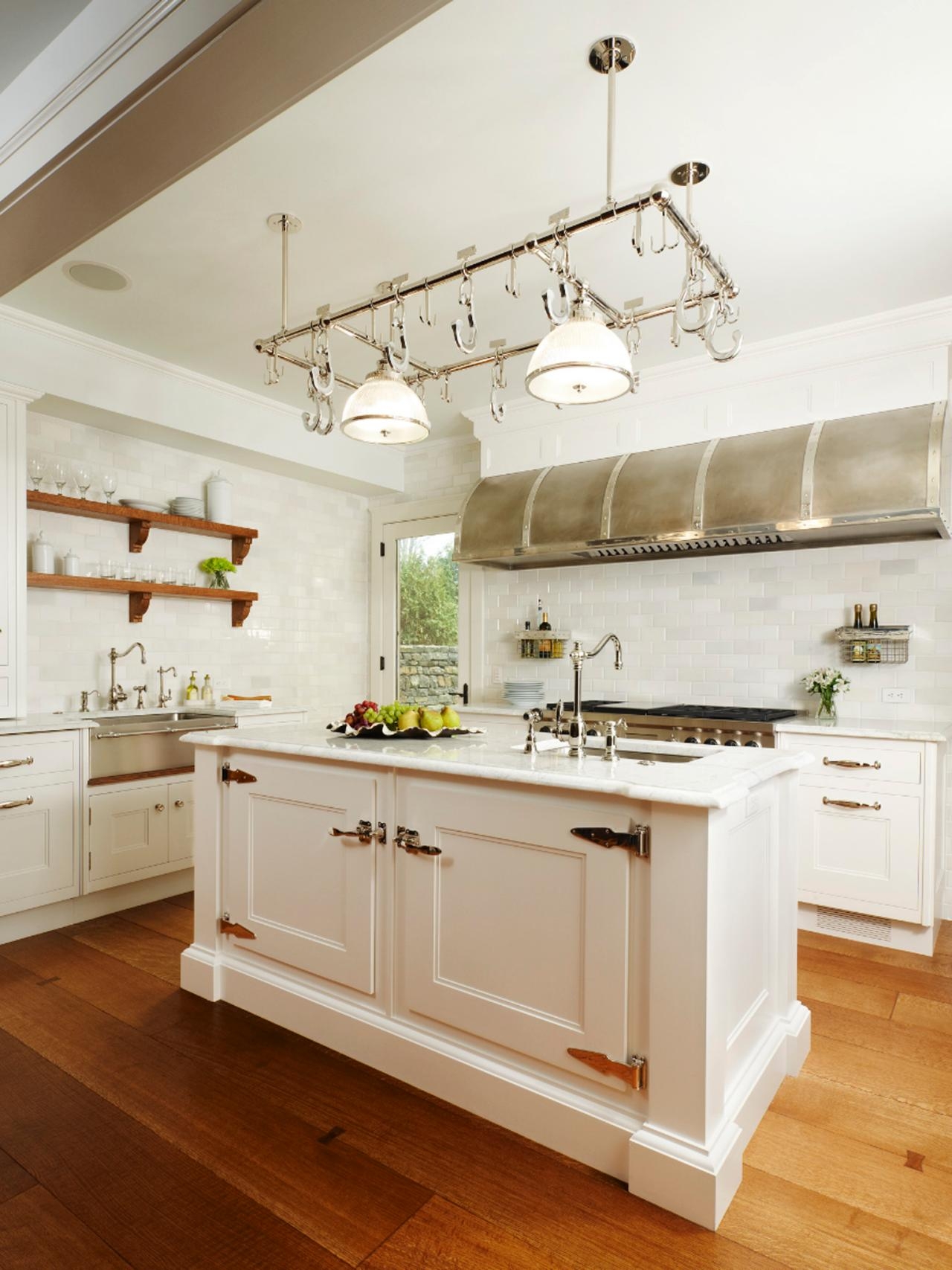 Island pot rack