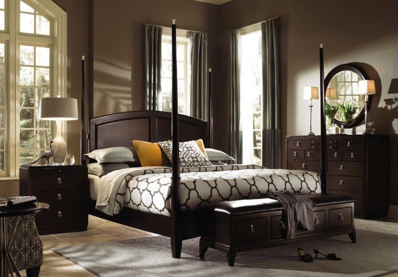 My master bedroom smells of rich mahogany
