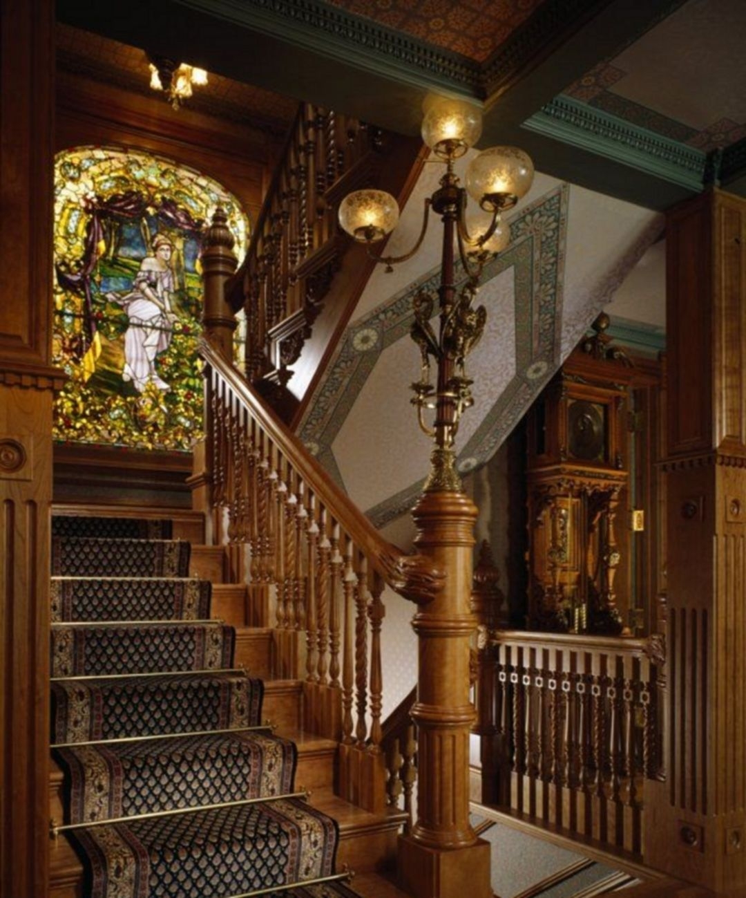 Newel post lamp 3