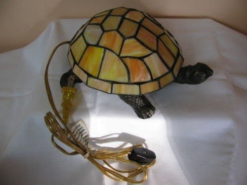 Glass turtle lamp