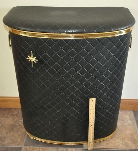 Metal clothes hamper 8