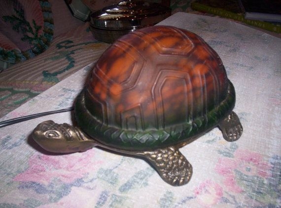 Tiffany style turtle lamp stunning glass globe awesome when lit