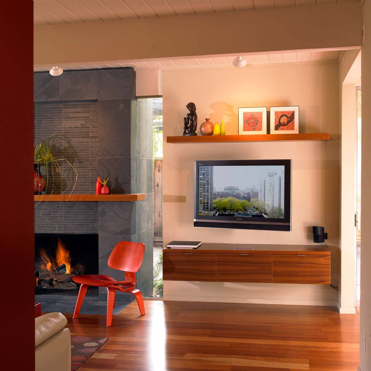 Wall mounted units for living room