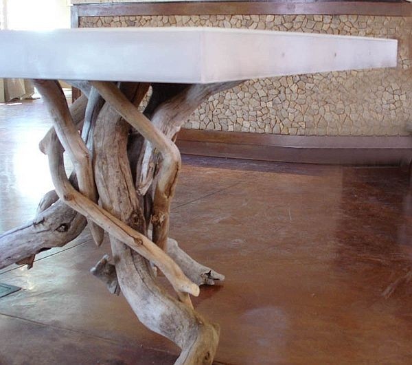 Float Dining Table