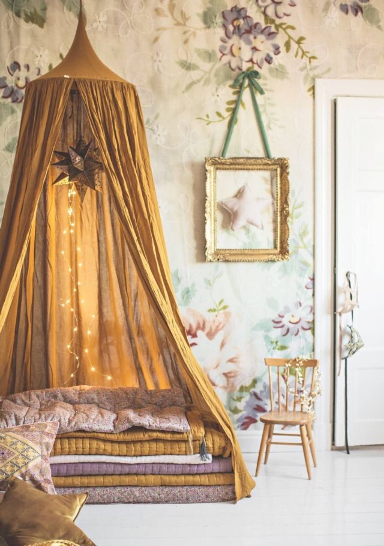 Girls canopy bedroom set