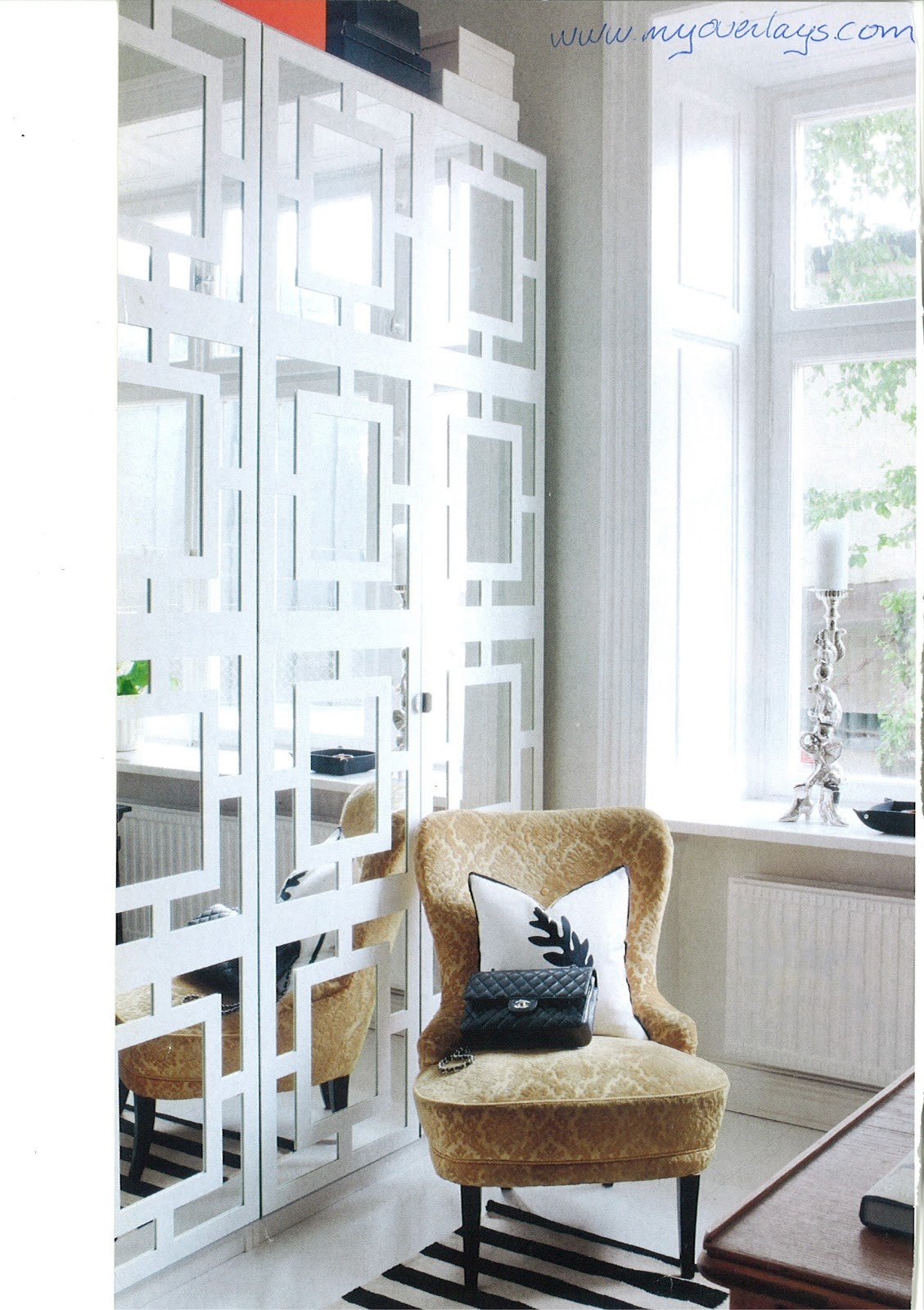 Mirror room dividers 3