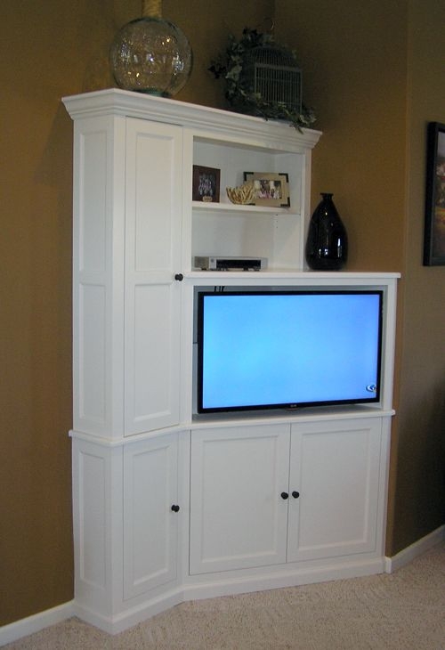 These white painted cabinets were designed for optimal use of