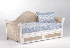 Rattan daybeds