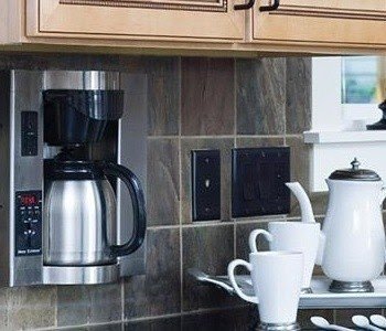 Under cabinet coffee maker