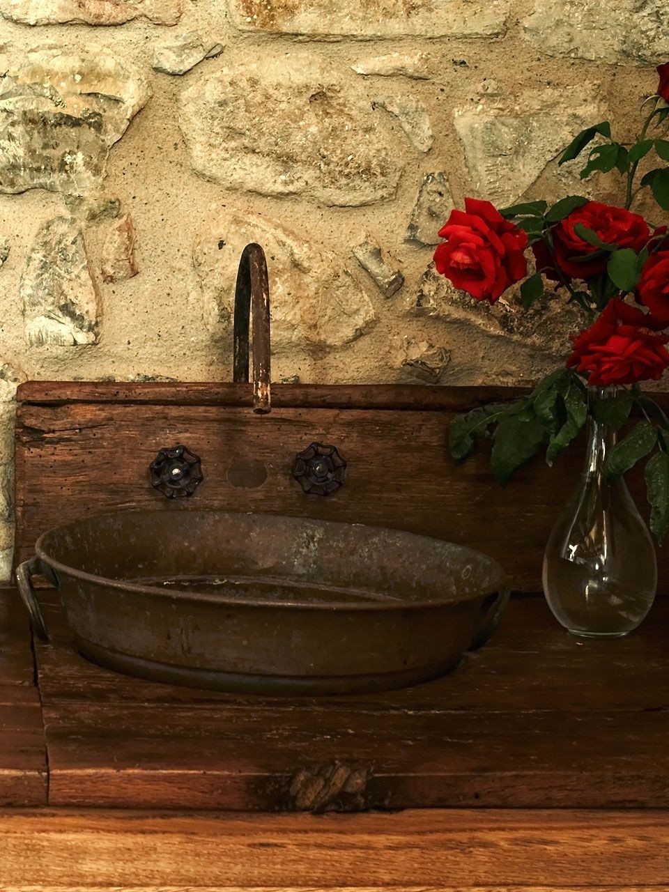Rustic bathroom sinks 1